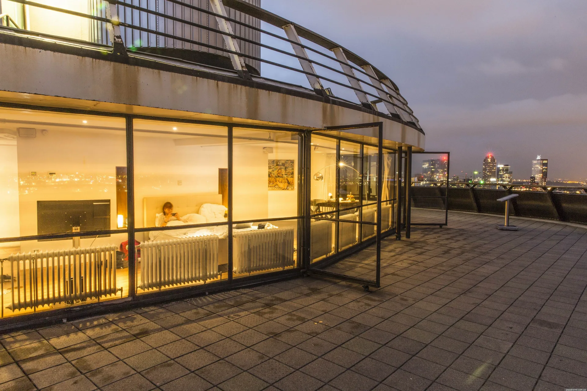 The Netherlands: Beyond the Postcard – A Guide to Modern Dutch
