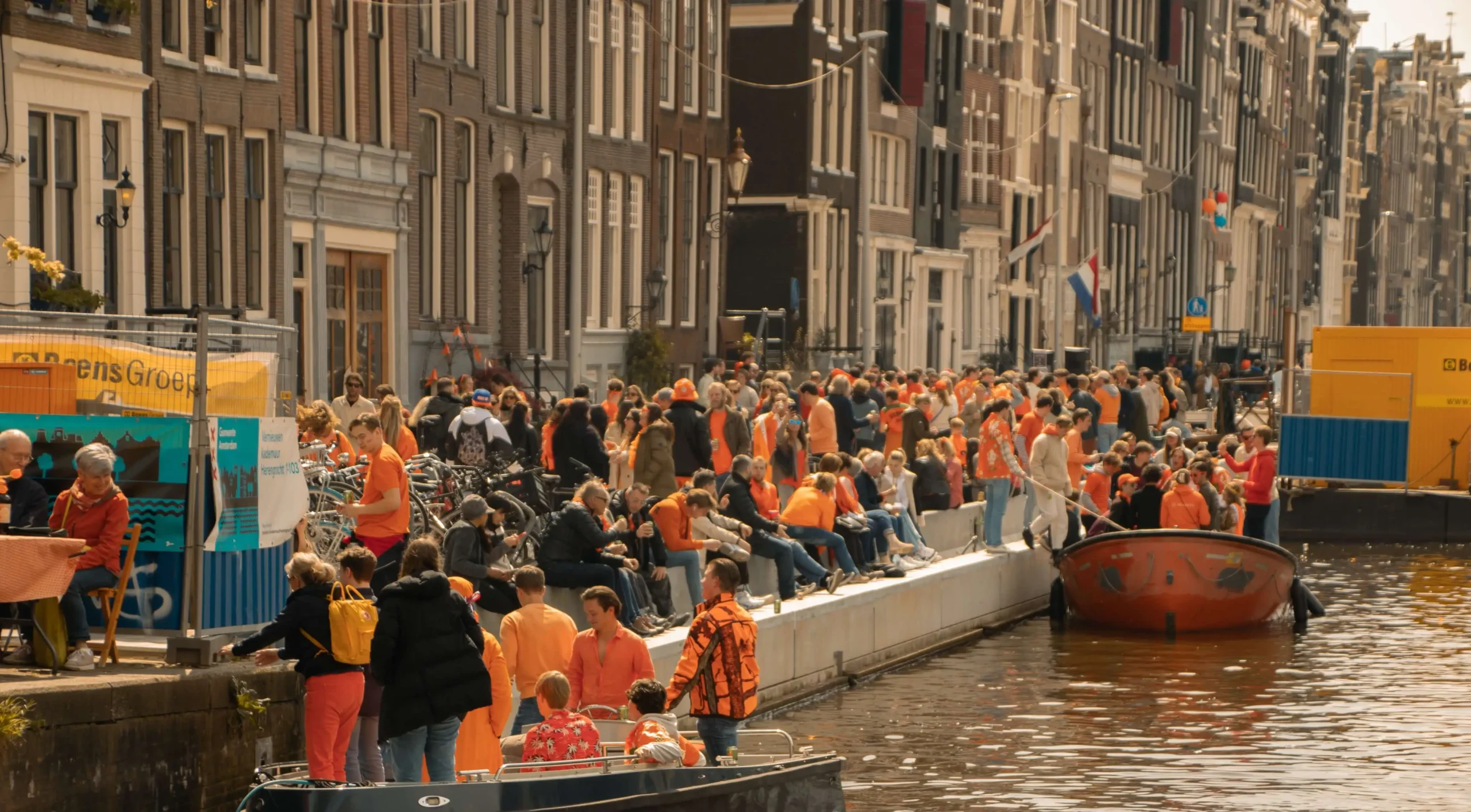 Amsterdam After Dark: Your Guide to Affordable Bar Hopping