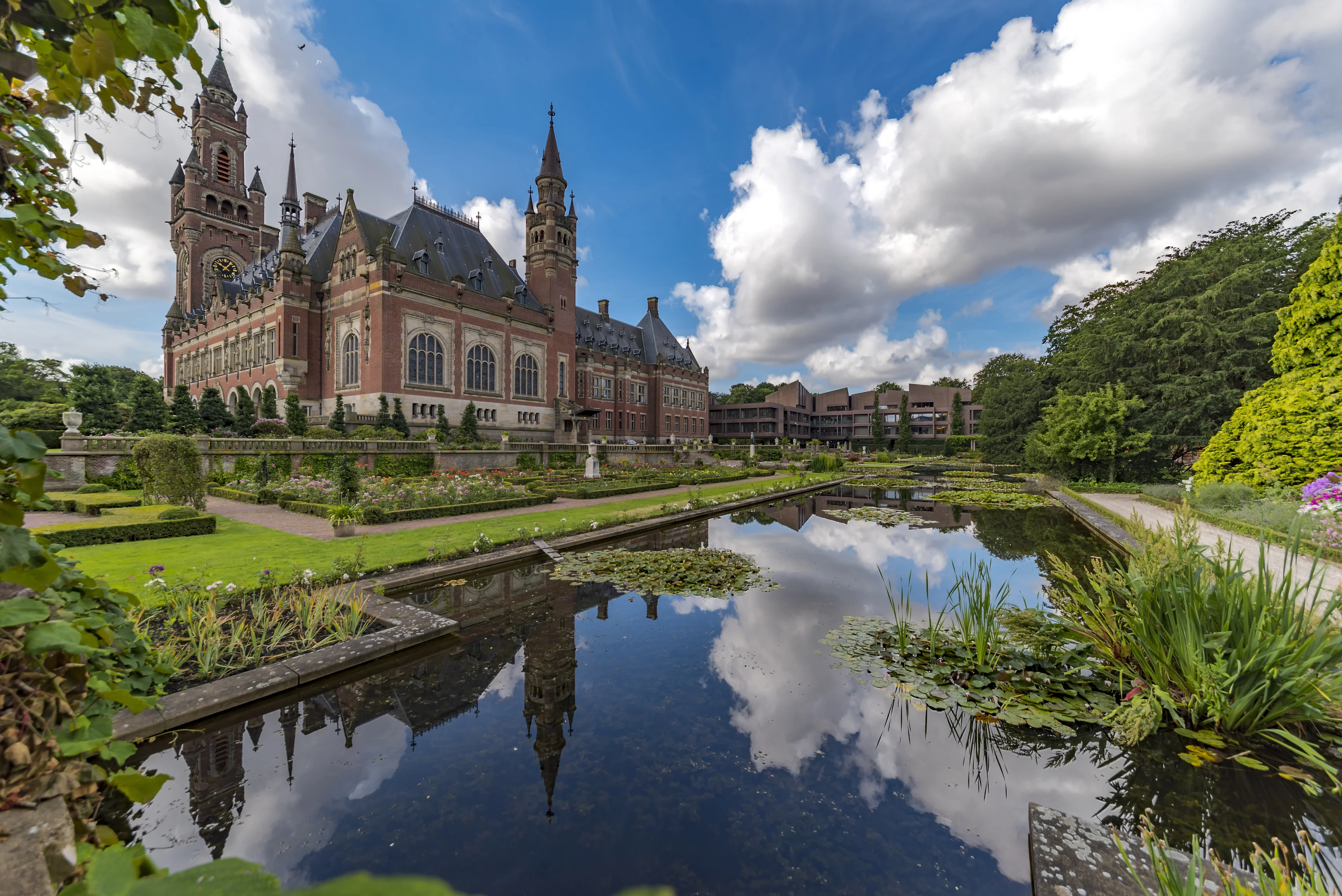 The Hague: Your Guide to a Sophisticated Dutch Escape