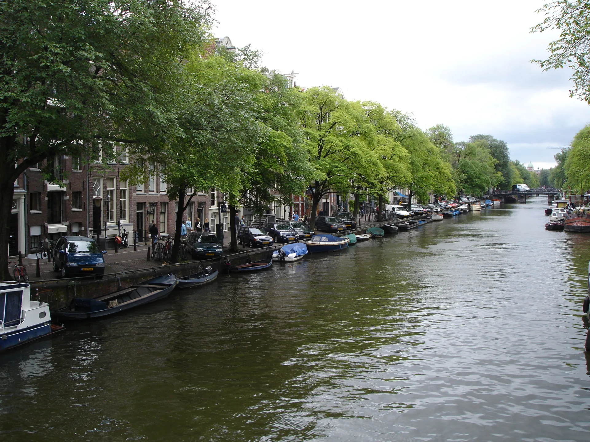 Amsterdam Food Guide: Where to Eat & What to Try in 2026