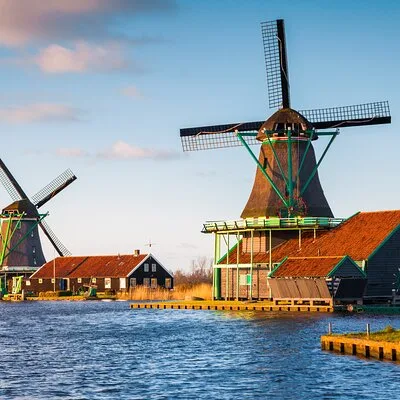 What Languages Are Spoken in Netherlands? A Practical 2026 Tra...