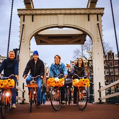 Amsterdam City Top Highlights Guided Bike Tour