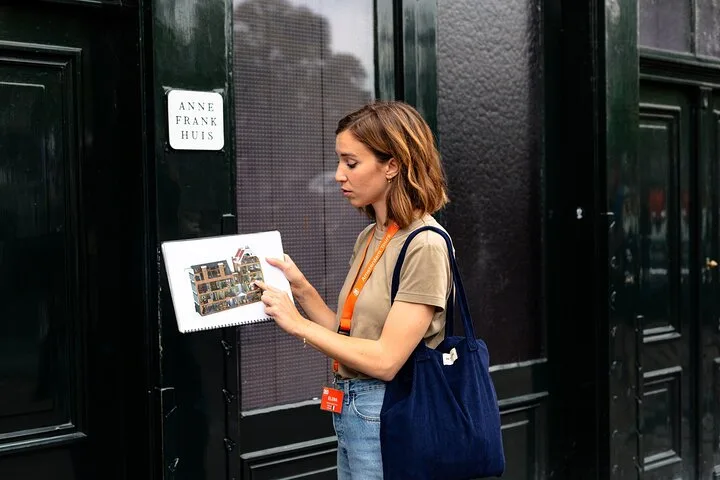 Anne Frank's Story - Guided Walking Tour through Amsterdam